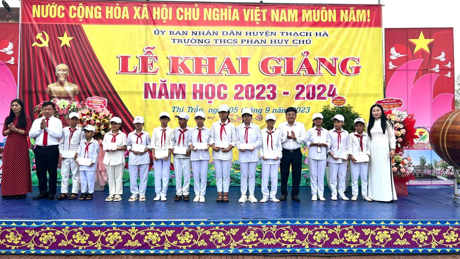 Khai giảng năm học 2023-2024